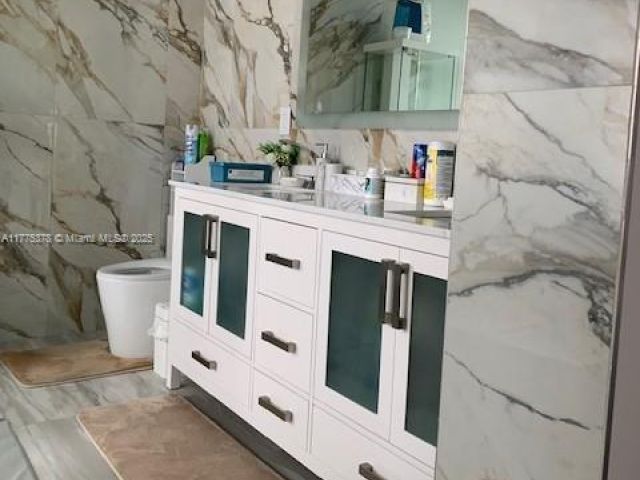 Продажа дома по адресу 2514 Adams St - фото 5876910