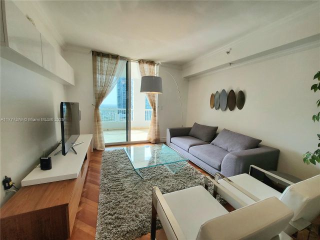 Продажа квартиры #2705 - фото 5916522