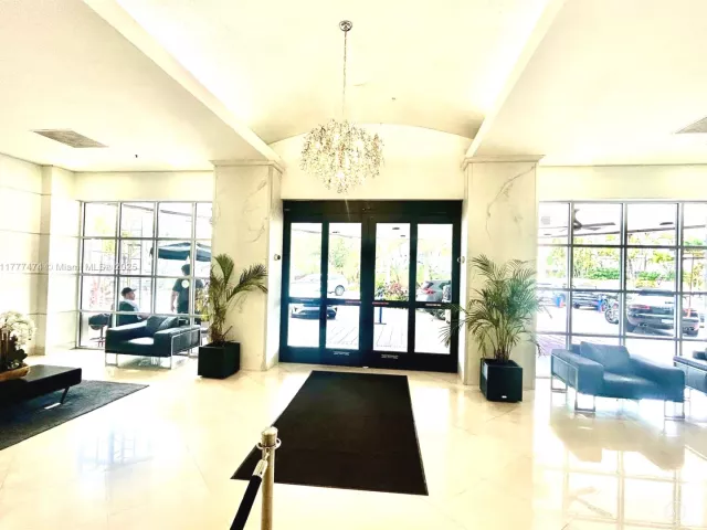 Продажа квартиры #1015 - фото 5926391