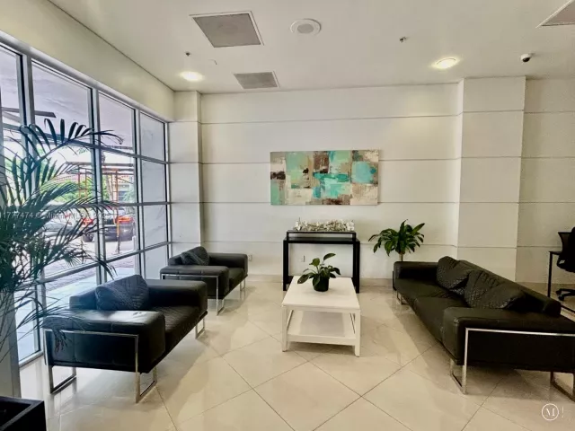 Продажа квартиры #1015 - фото 5926394