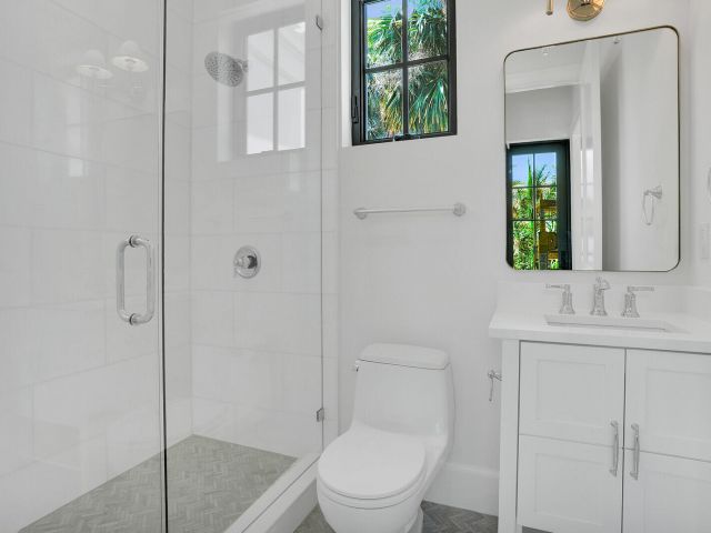 Продажа дома по адресу 3408 Washington Road - фото 6028615