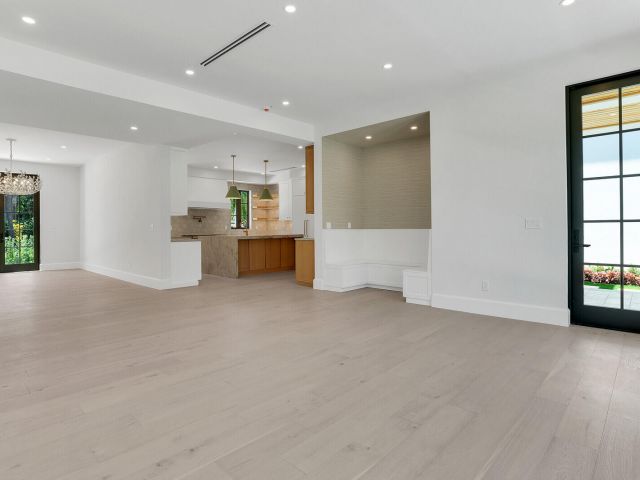 Продажа дома по адресу 3408 Washington Road - фото 6028617