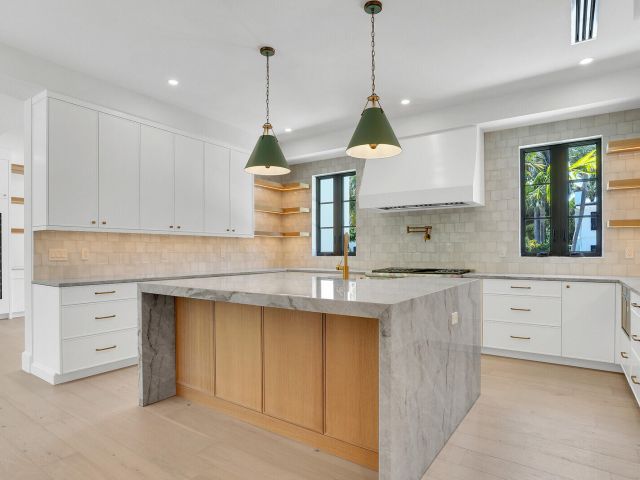 Продажа дома по адресу 3408 Washington Road - фото 6028621