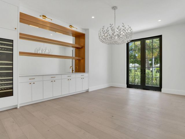 Продажа дома по адресу 3408 Washington Road - фото 6028623