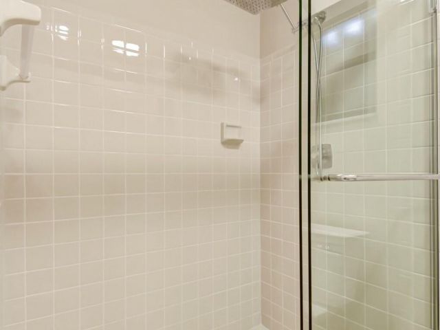 Продажа дома по адресу 1365 NW 29th Avenue - фото 5879388