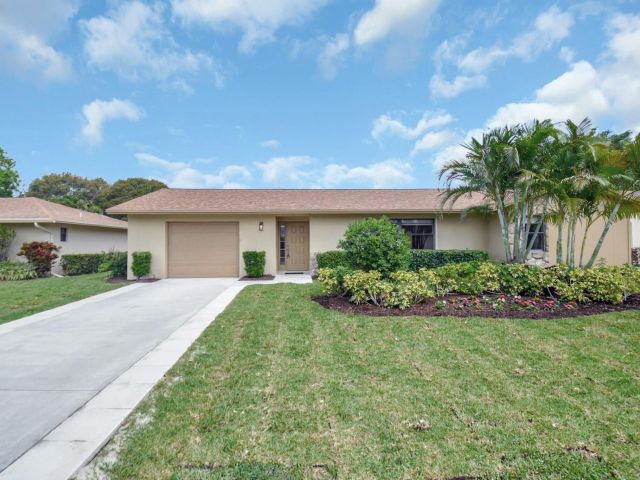 Продажа дома по адресу 1365 NW 29th Avenue - фото 5879403