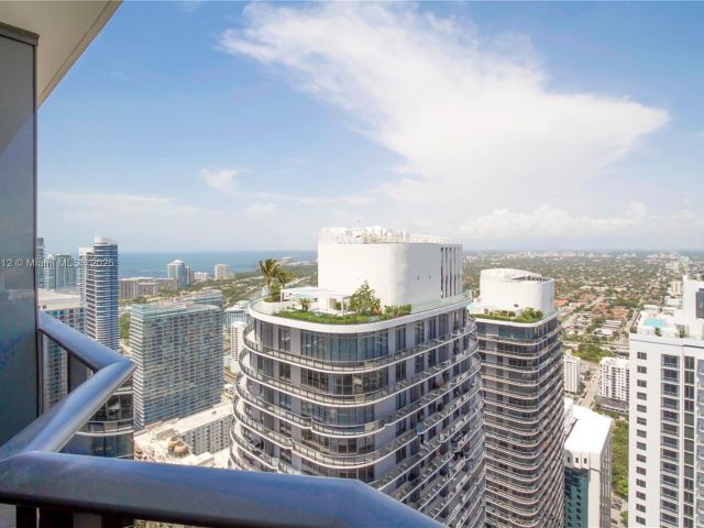 Продажа квартиры #5410 - фото 5917206