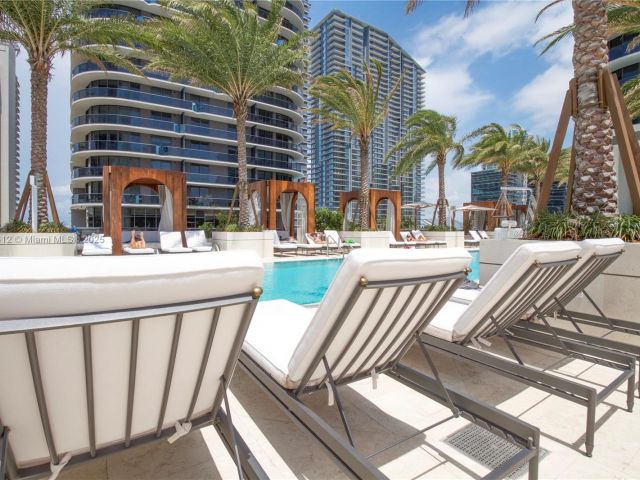 Продажа квартиры #5410 - фото 5917208