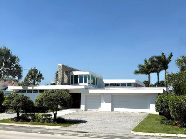 Продажа дома по адресу 907 Diplomat Pkwy - фото 5873629