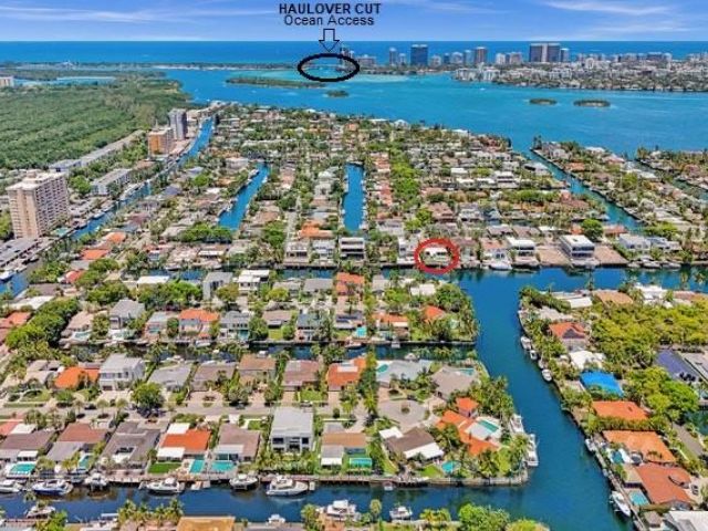 Продажа дома по адресу 12900 N Bayshore Dr - фото 5936231