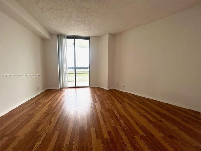 Продажа квартиры #1607 - фото 5906314