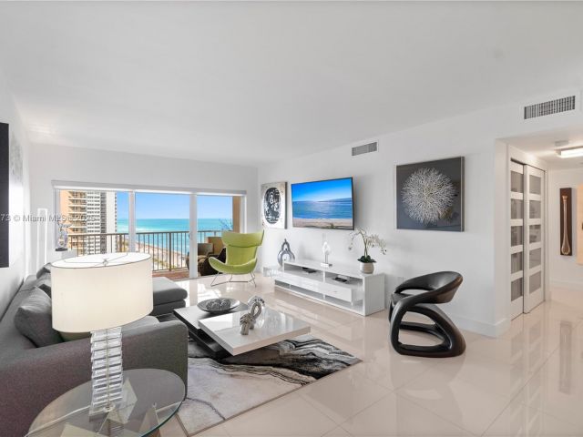 Продажа квартиры #12H - фото 5901435