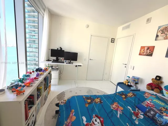 Продажа квартиры # - фото 7446609