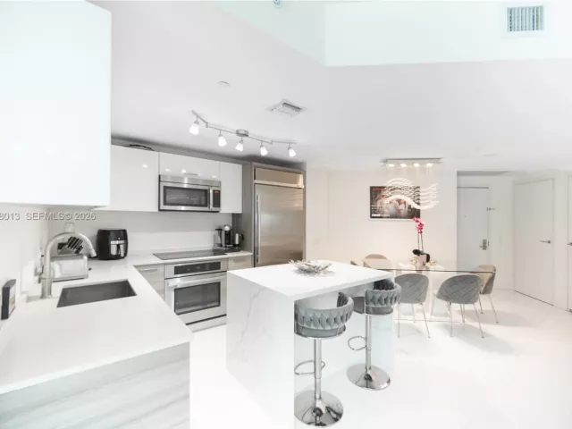 Продажа квартиры # - фото 7446589