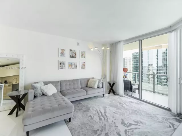 Продажа квартиры # - фото 7446591