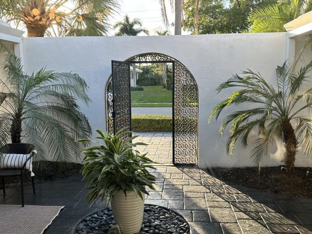 Дом в аренду по адресу 1080 Walnut Terrace - фото 6059363