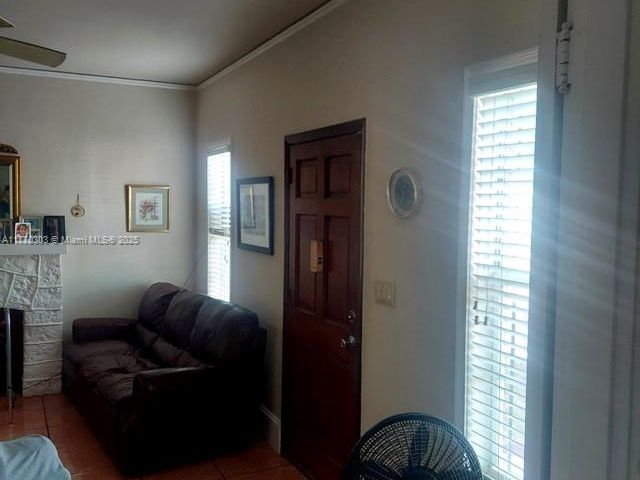 Продажа дома по адресу 1922 SW 3rd St - фото 6063559