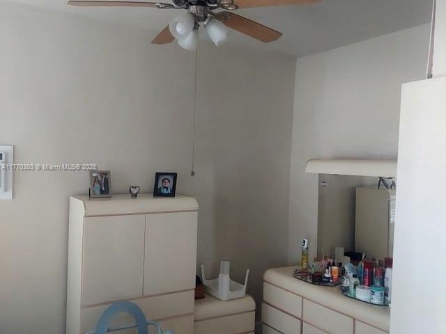 Продажа дома по адресу 1922 SW 3rd St - фото 6063560