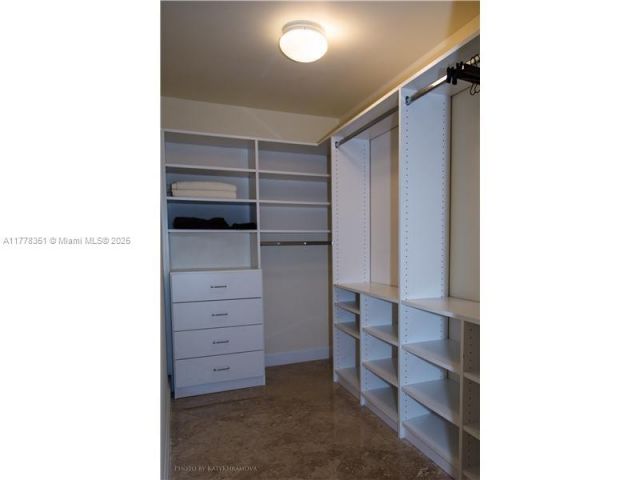 Продажа квартиры #2406 - фото 5922196