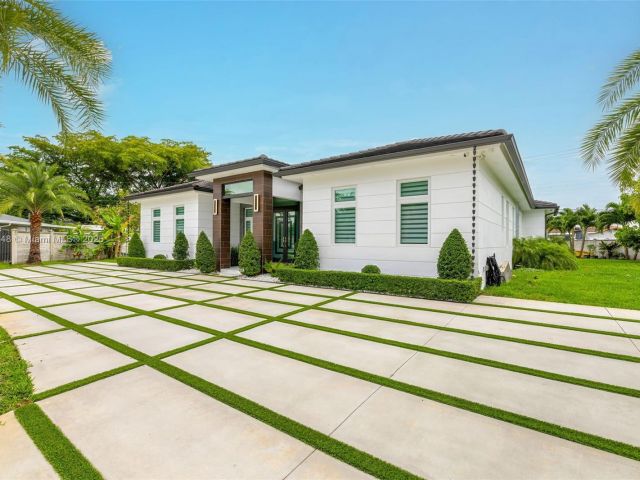 Продажа дома по адресу 5815 SW 107th Pl - фото 6072331