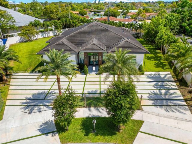 Продажа дома по адресу 5815 SW 107th Pl - фото 6072334