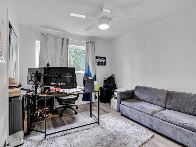 Продажа дома по адресу 315 S 57th Ave - фото 5938367