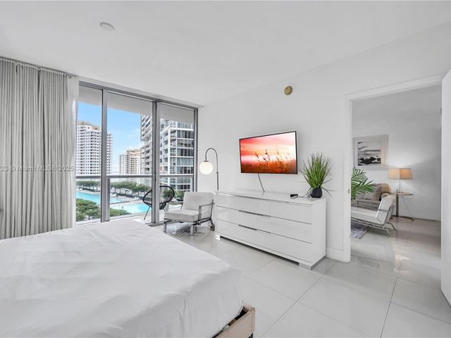 Продажа квартиры #1711 - фото 5915151