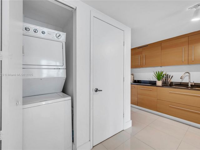 Продажа квартиры #1711 - фото 5915157