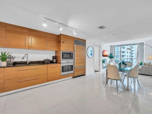 Продажа квартиры #1711 - фото 5915160