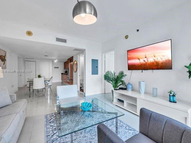 Продажа квартиры #1711 - фото 5915162