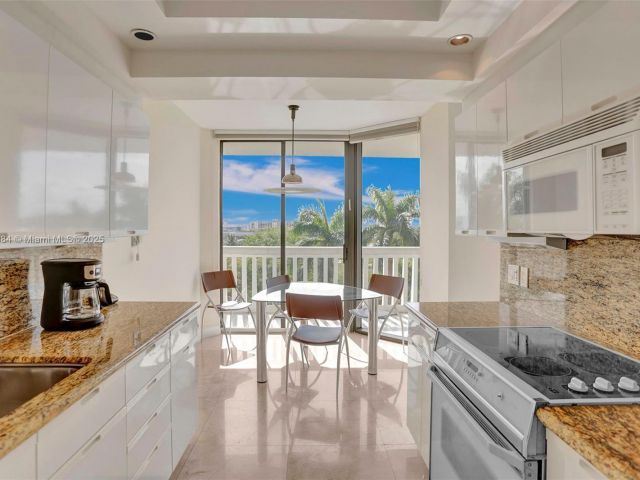 Продажа квартиры #503 - фото 5923614