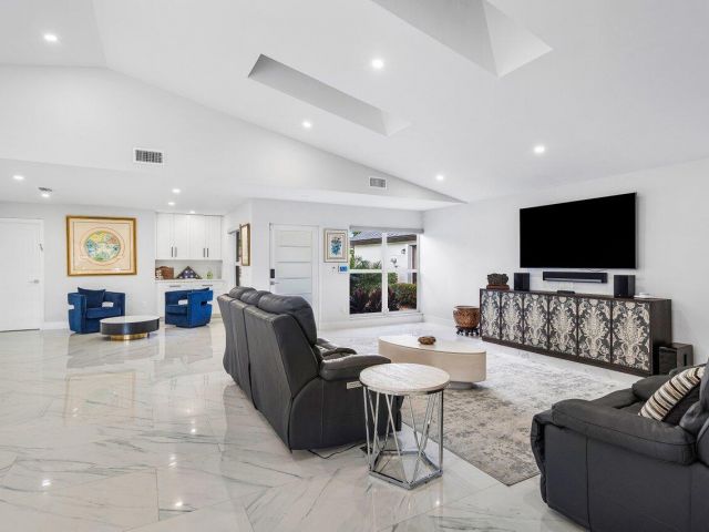 Продажа дома по адресу 11158 Highland Circle - фото 5941959