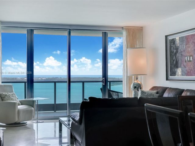 Продажа квартиры #2605 - фото 5915929