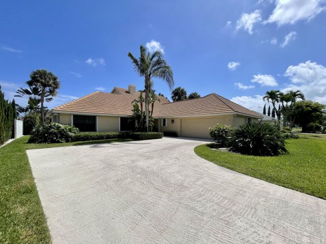 Продажа дома по адресу 3600 N Shore Drive - фото 5866982