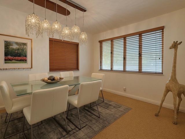 Продажа дома по адресу 2715 Galiano St - фото 5889360