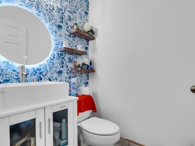 Продажа дома по адресу 20857 NW 4th St 20869 - фото 5881944