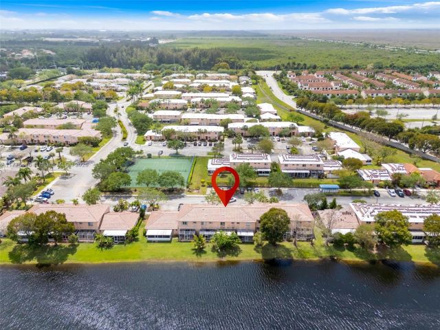 Продажа дома по адресу 20857 NW 4th St 20869 - фото 5881953