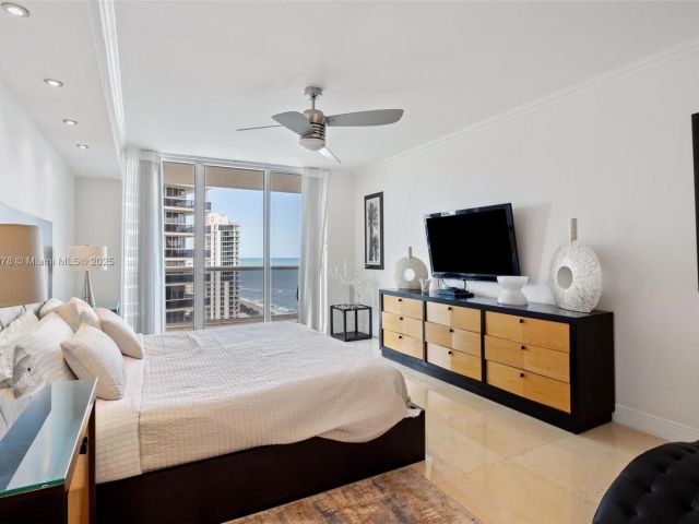 Квартира в аренду номер - фото 5899776