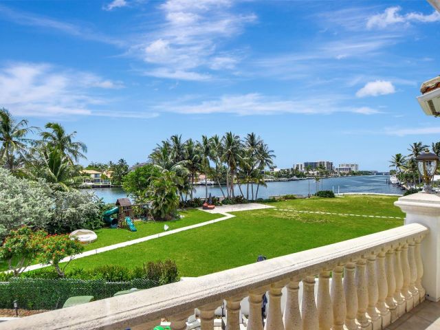 Дом в аренду по адресу 857 Havana Drive - фото 6378273