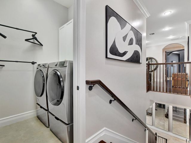 Дом в аренду по адресу 857 Havana Drive - фото 6378279