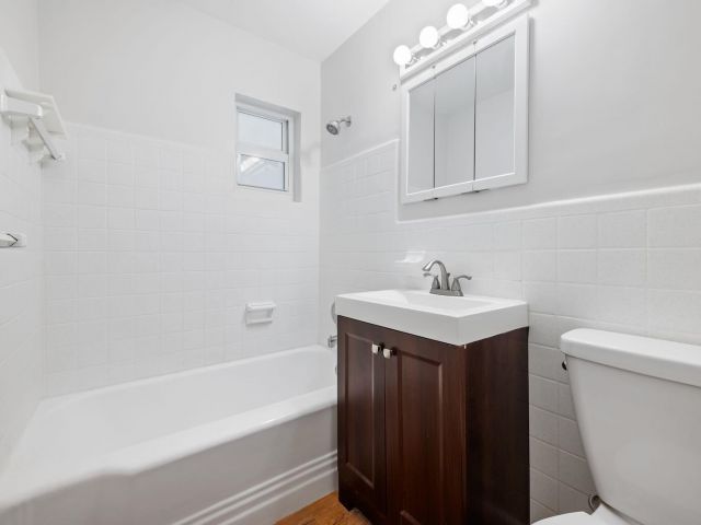 Продажа дома по адресу 2113 NE 29th Ct - фото 5984948