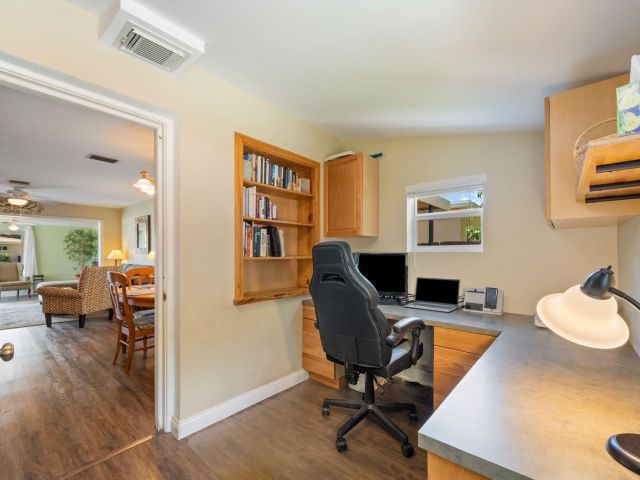 Продажа дома по адресу 2113 NE 29th Ct - фото 5984959