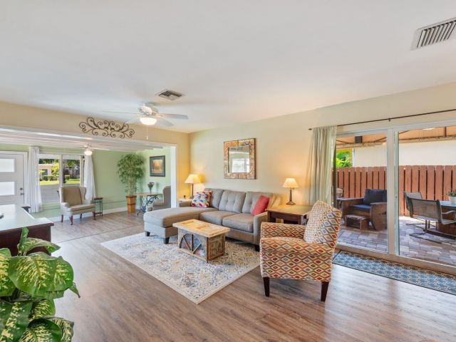 Продажа дома по адресу 2113 NE 29th Ct - фото 5984968