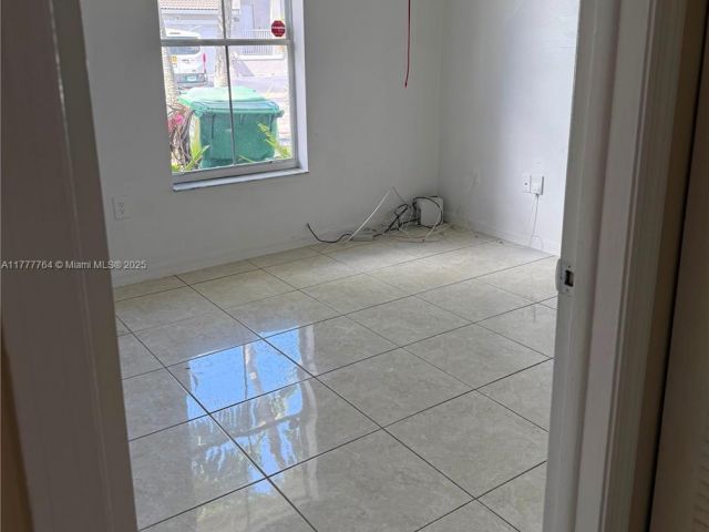 Продажа дома по адресу 12090 SW 250th Ter - фото 5870353