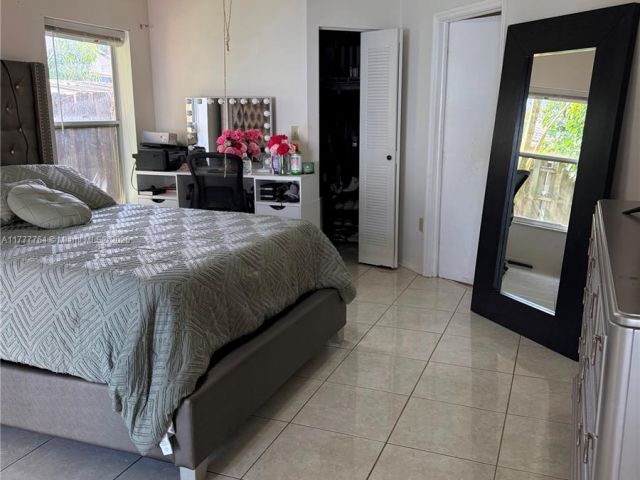 Продажа дома по адресу 12090 SW 250th Ter - фото 5870356