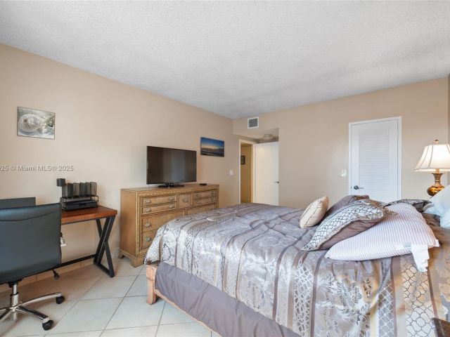 Квартира в аренду номер1124 - фото 5920376