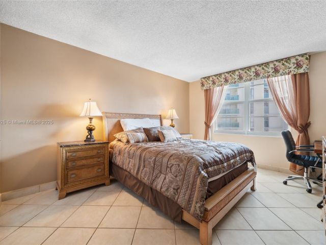 Квартира в аренду номер1124 - фото 5920378