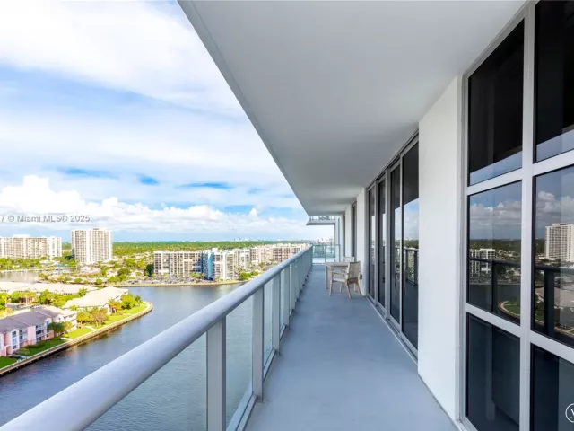 Квартира в аренду номерR2204 - фото 5919211