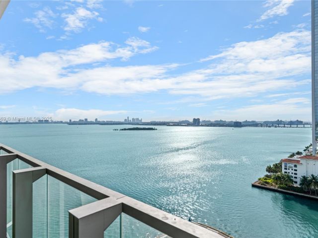 Продажа квартиры #1609 - фото 5925740