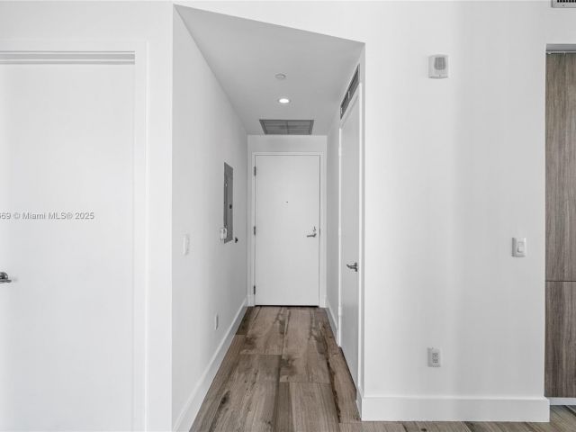 Продажа квартиры #1609 - фото 5925753